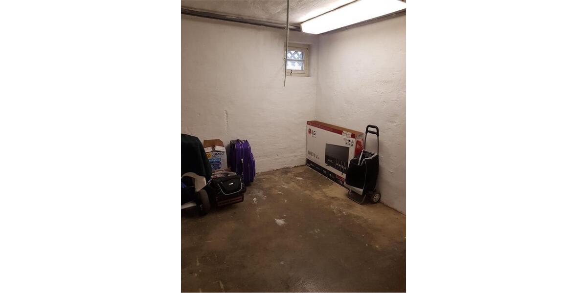 Einfamilienhaus Kornwestheim - 7 Zimmer, 160 m&sup2;, 2.050&euro; | Angebot:25363251