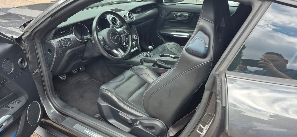 Ford Mustang 66.500 km 34.300 &euro; Weissach 71287