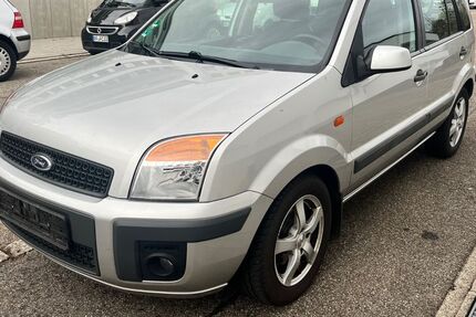 Ford Fusion 94.000 km 3.700 € Neuhausen-Pforzheim 75242