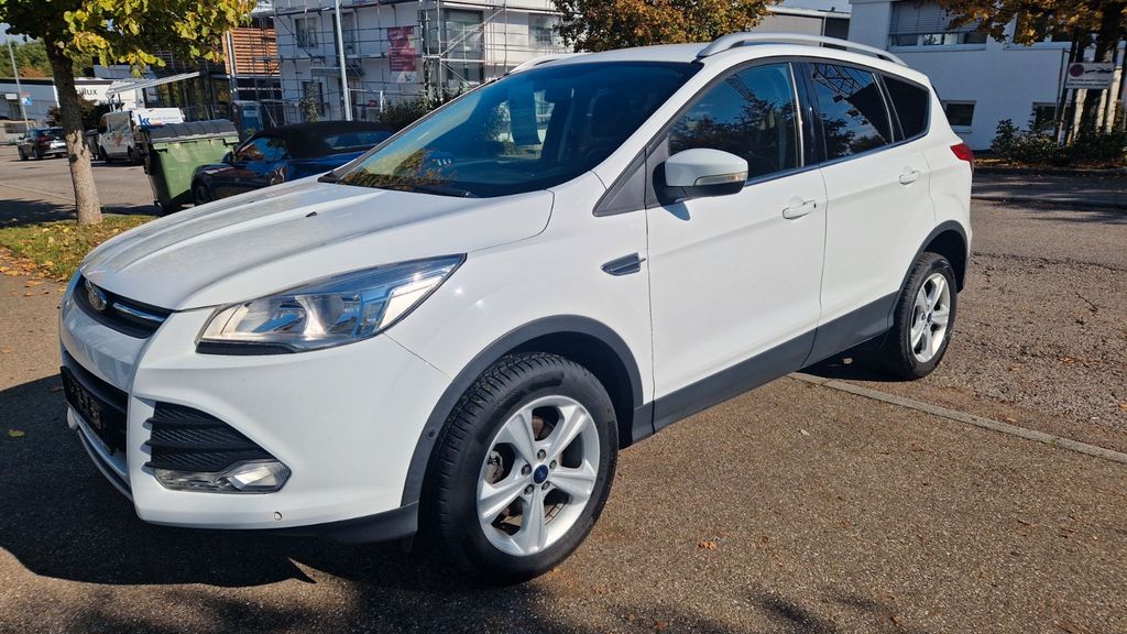 Ford Kuga 94.000 km 8.900 &euro; Ludwigsburg 71634