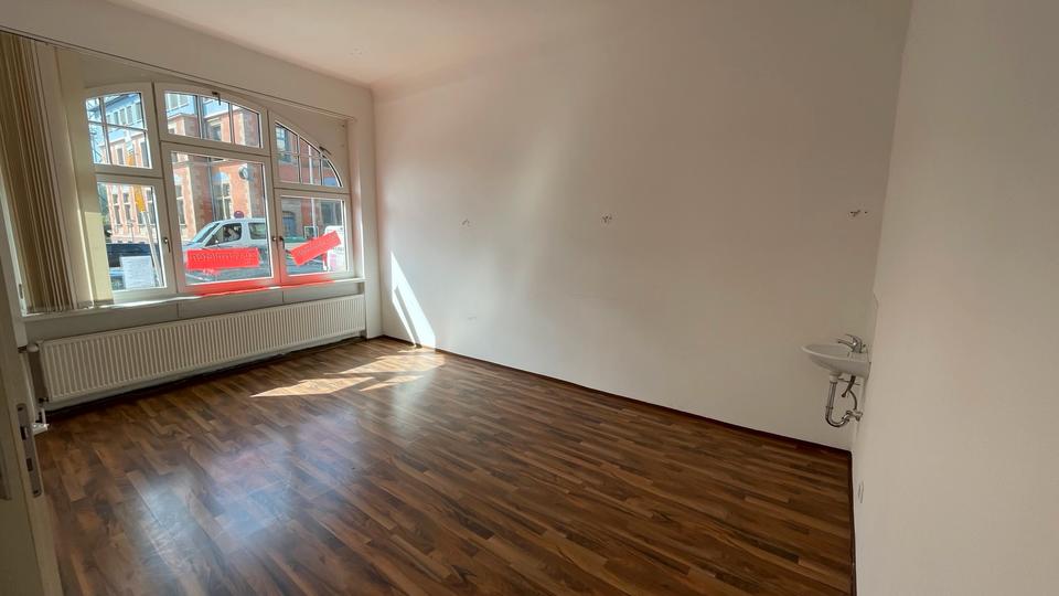 Erdgeschoßwohnung Pforzheim - 4 Zimmer, 107 m&sup2;, 1.000&euro; | Angebot:26623410