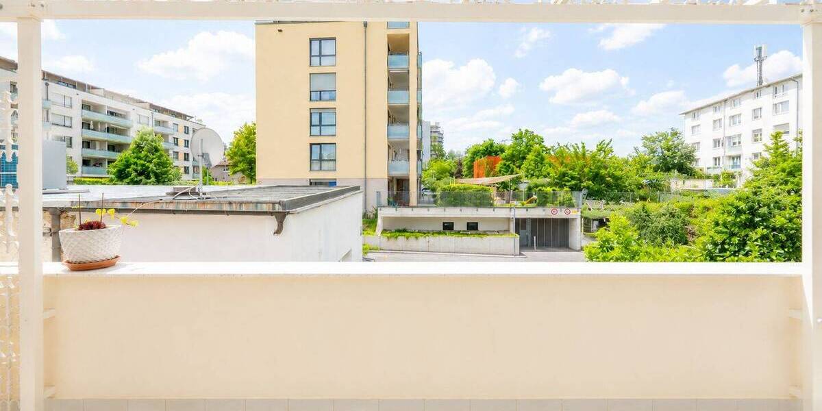 Reihenmittelhaus Stuttgart Rot - 6 Zimmer, 121 m&sup2;, 660.000&euro; | Angebot:26797804