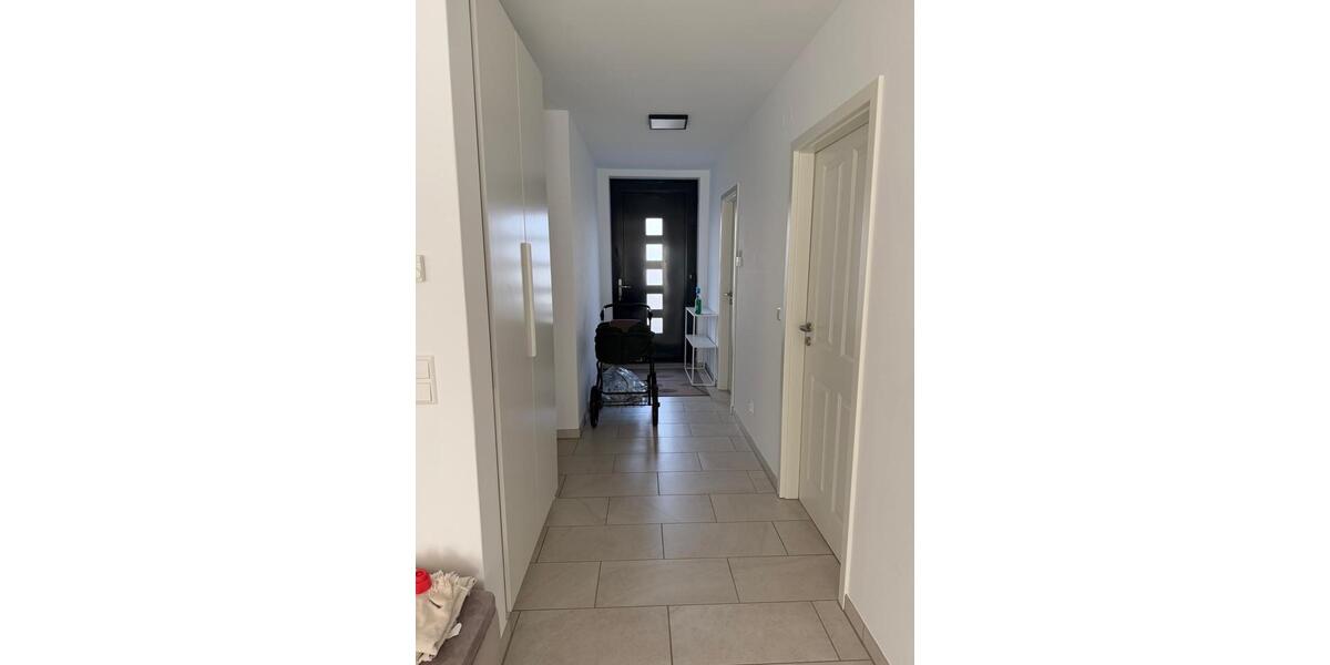 Doppelhaushälfte Pforzheim Büchenbronn - 4.5 Zimmer, 125 m&sup2;, 1.800&euro; | Angebot:23709145