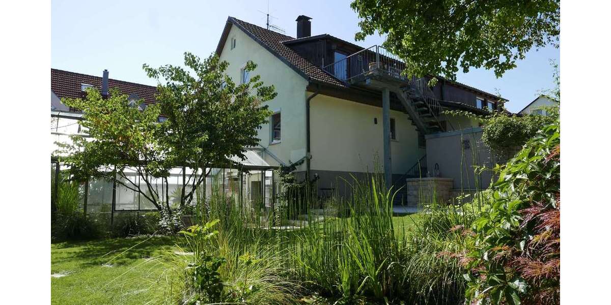Einfamilienhaus Esslingen Oberesslingen - 10 Zimmer, 347 m&sup2;, 890.000&euro; | Angebot:24180603