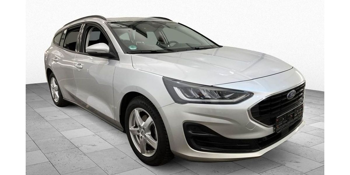 Ford Focus 43.423 km 15.499 &euro; Stuttgart 70469