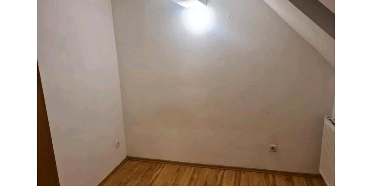 Dachgeschoßwohnung Stuttgart Stuttgart-Mitte - 3 Zimmer, 60 m&sup2;, 1.150&euro; | Angebot:26454712