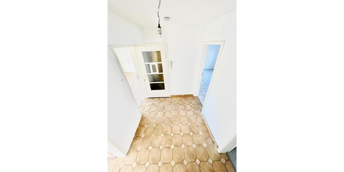 Erdgeschoßwohnung Pforzheim Eutingen - 3 Zimmer, 100 m&sup2;, 750&euro; | Angebot:24467955