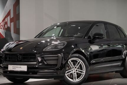 Porsche Macan 42.096 km 61.880 &euro; Böblingen 71034