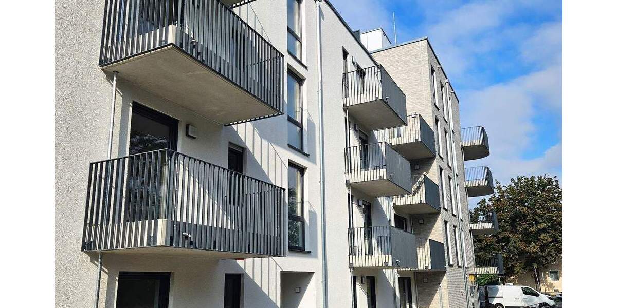 Terrassenwohnung Stuttgart Untertürkheim - 2 Zimmer, 72 m&sup2;, 1.190&euro; | Angebot:25769468