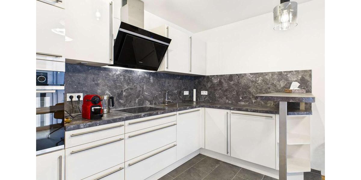 Etagenwohnung Stuttgart Feuerbach - 3 Zimmer, 94 m&sup2;, 1.990&euro; | Angebot:24670758