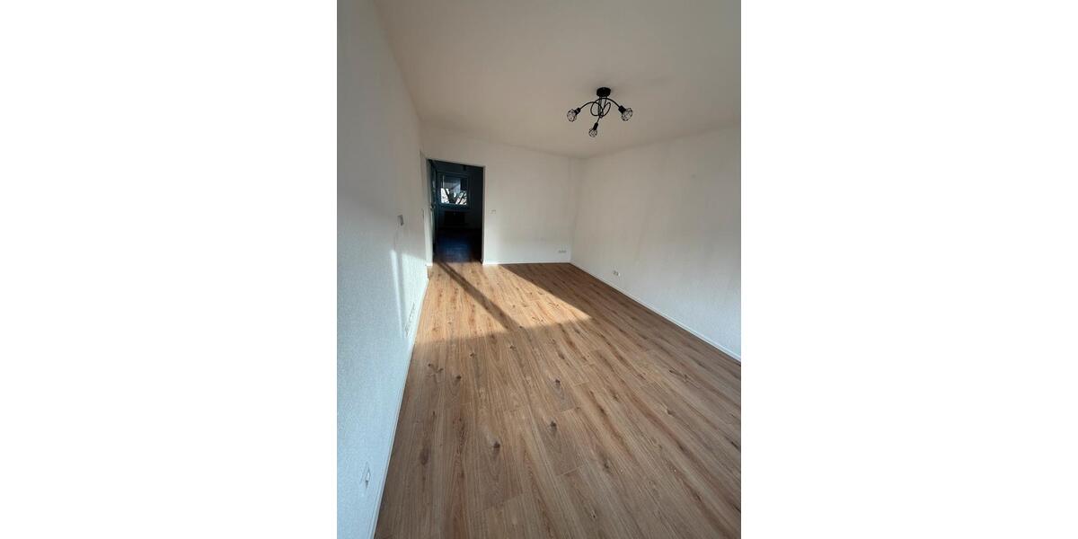 Etagenwohnung Esslingen am Neckar Brühl - 2.5 Zimmer, 55 m&sup2;, 1.250&euro; | Angebot:27608155