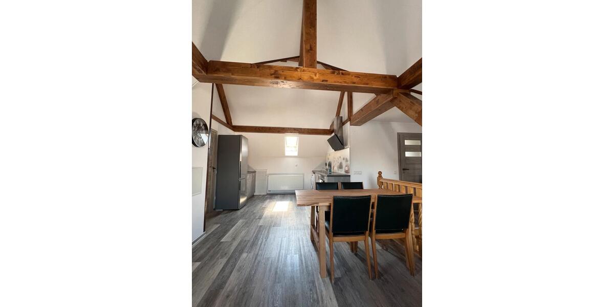 Dachgeschoßwohnung Esslingen am Neckar Brühl - 2 Zimmer, 60 m&sup2;, 1.300&euro; | Angebot:24769326