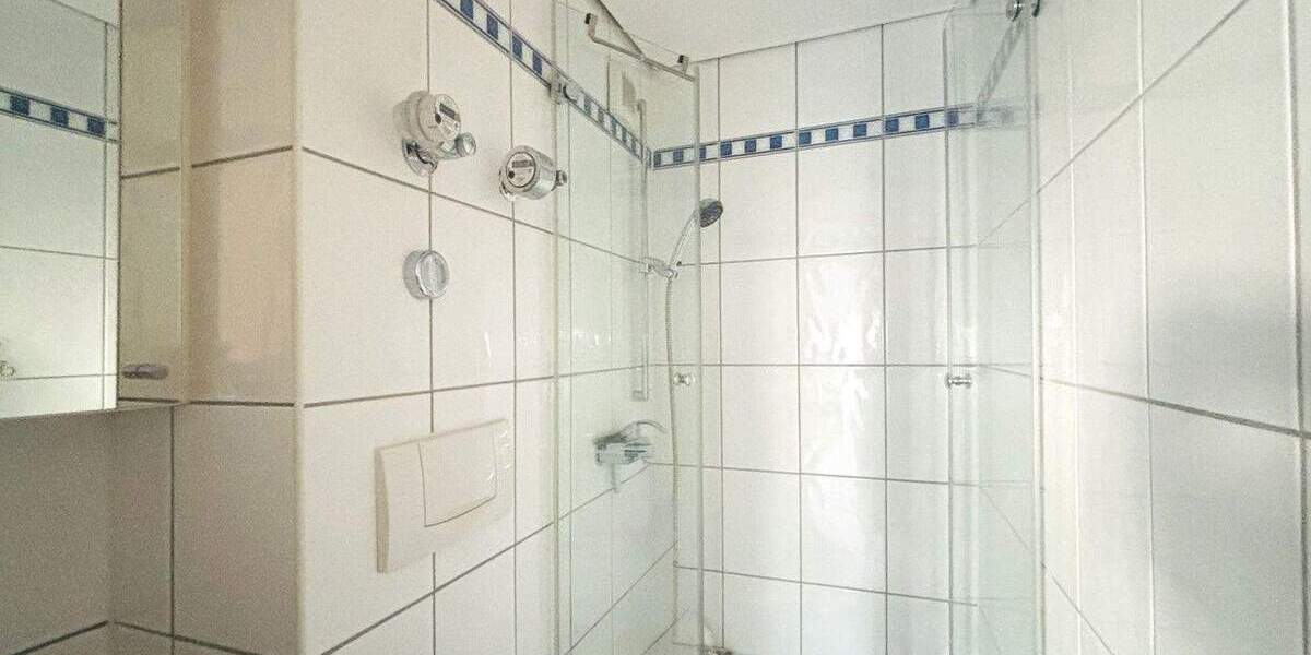 Etagenwohnung Esslingen Sulzgries - 4 Zimmer, 105 m&sup2;, 410.000&euro; | Angebot:24515425