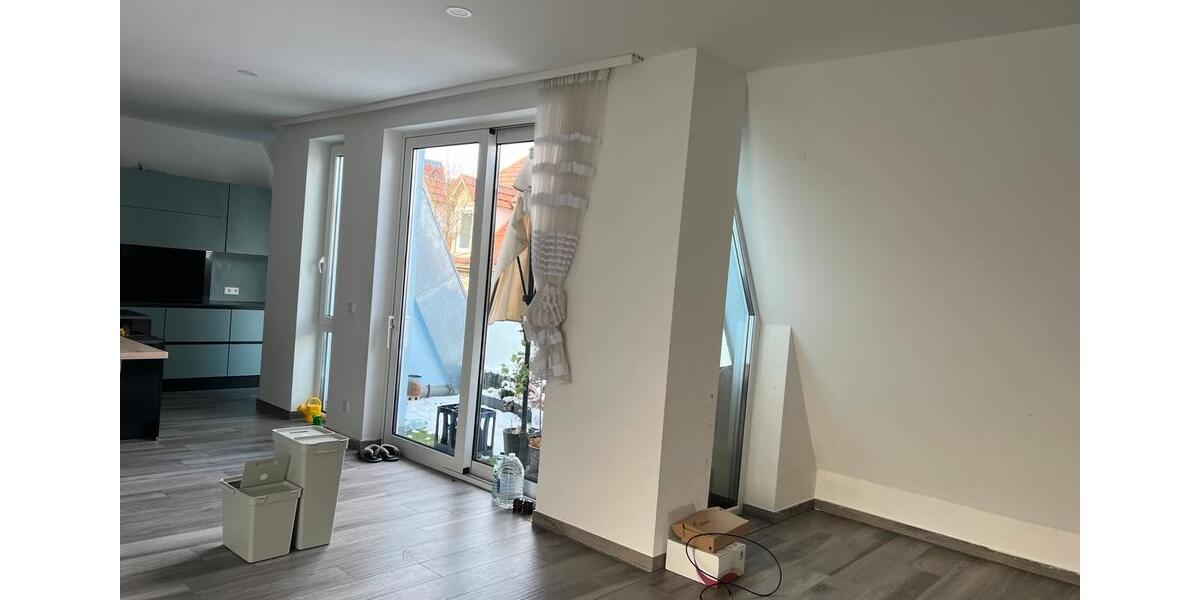 Dachgeschoßwohnung Pforzheim Büchenbronn - 3 Zimmer, 107 m&sup2;, 390.000&euro; | Angebot:24846780