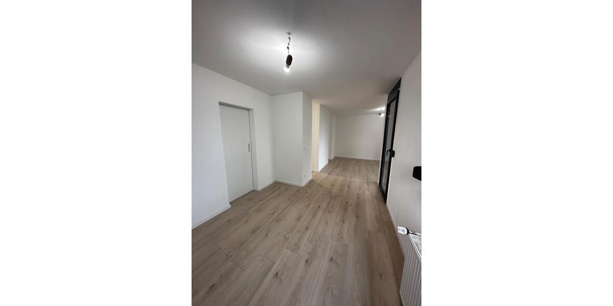 Etagenwohnung Esslingen am Neckar Brühl - 2.5 Zimmer, 64 m&sup2;, 1.250&euro; | Angebot:24767537