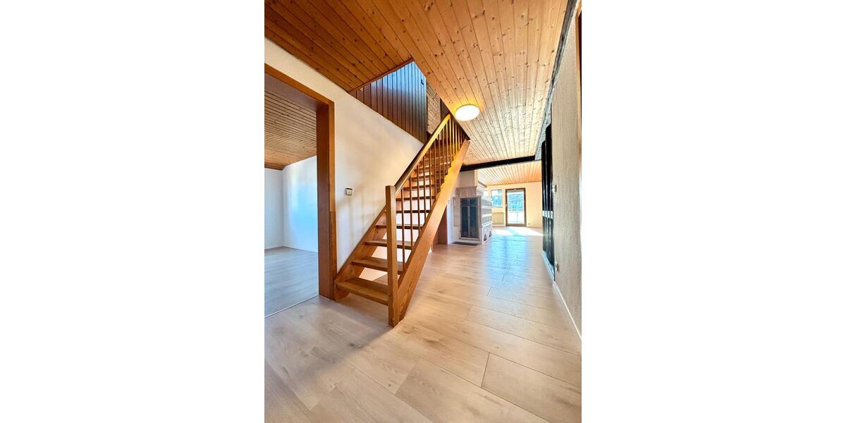 Maisonettenwohnung Altdorf - 5 Zimmer, 147 m&sup2;, 360.000&euro; | Angebot:26660046