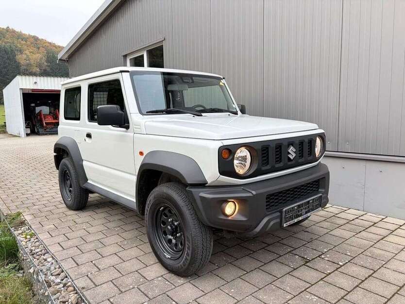 Suzuki Jimny 3.600 km 29.700 € Filderstadt 70794