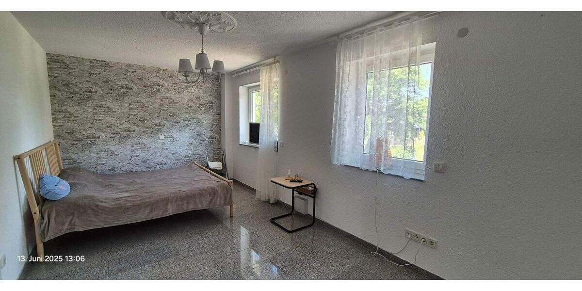 Doppelhaushälfte Pforzheim Nordweststadt - 5 Zimmer, 180 m&sup2;, 549.000&euro; | Angebot:24637115