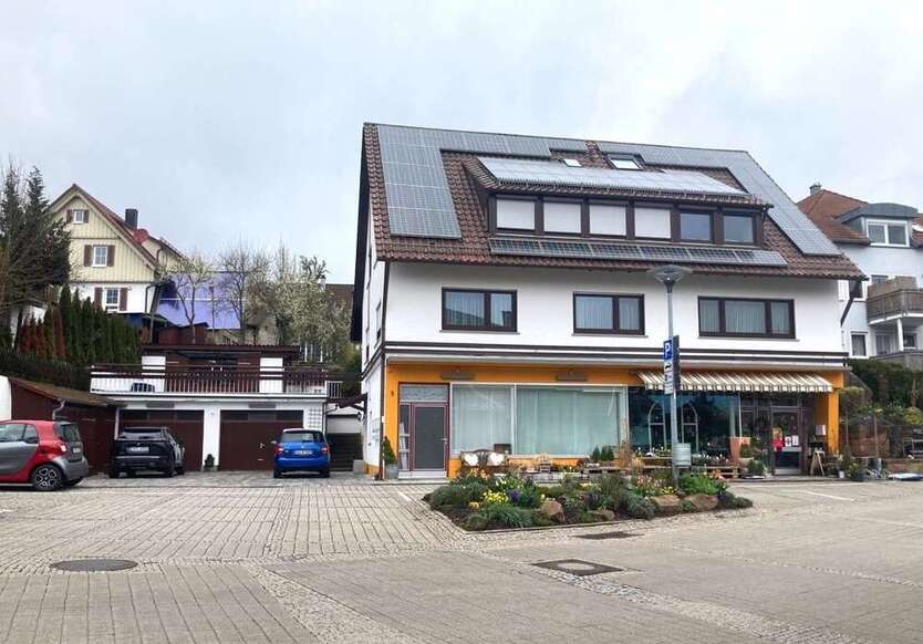 Haus zum Kaufen in Calw Alzenberg 880.000 € 274 m²