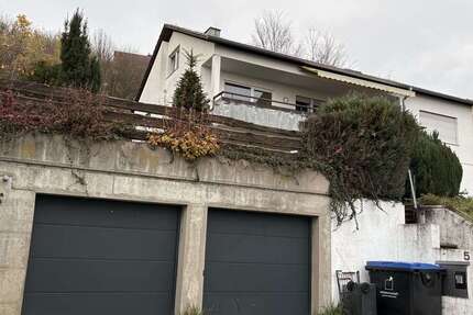 Haus zum Mieten in Holzgerlingen 3.200 € 265 m² 9 zimmer