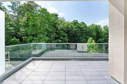 Wohnung zum Kaufen in Stuttgart 950.000 € 112 m² 2.5 zimmer