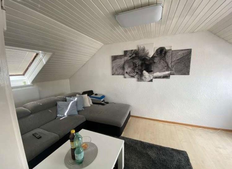 Dachgeschoßwohnung Deizisau - 2.5 Zimmer, 35 m&sup2;, 145.000&euro; | Angebot:26824171