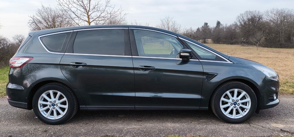 Ford S-Max 218.325 km 8.900 &euro; Pforzheim 75173