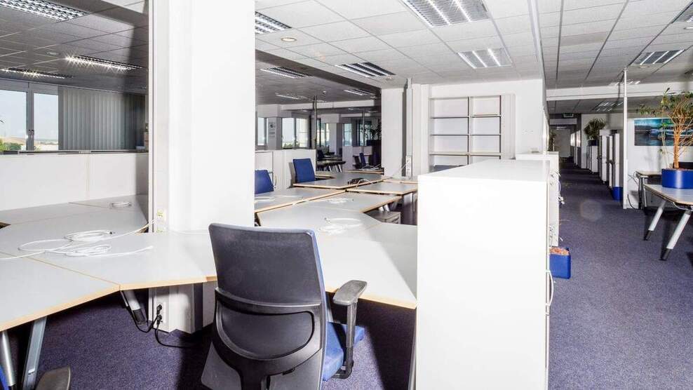 Büroflächen unterschiedlicher Größe in bester Aussichtslage - All-in-Miete zimmer