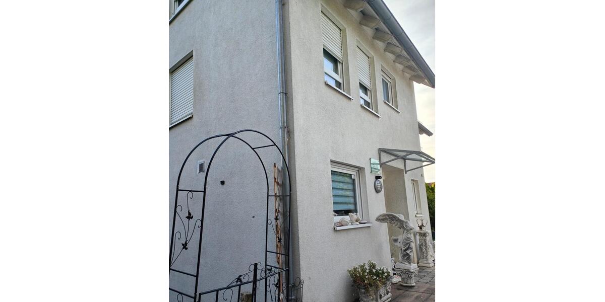 Reihenhaus Altdorf - 5 Zimmer, 144 m&sup2;, 2.440&euro; | Angebot:27617823