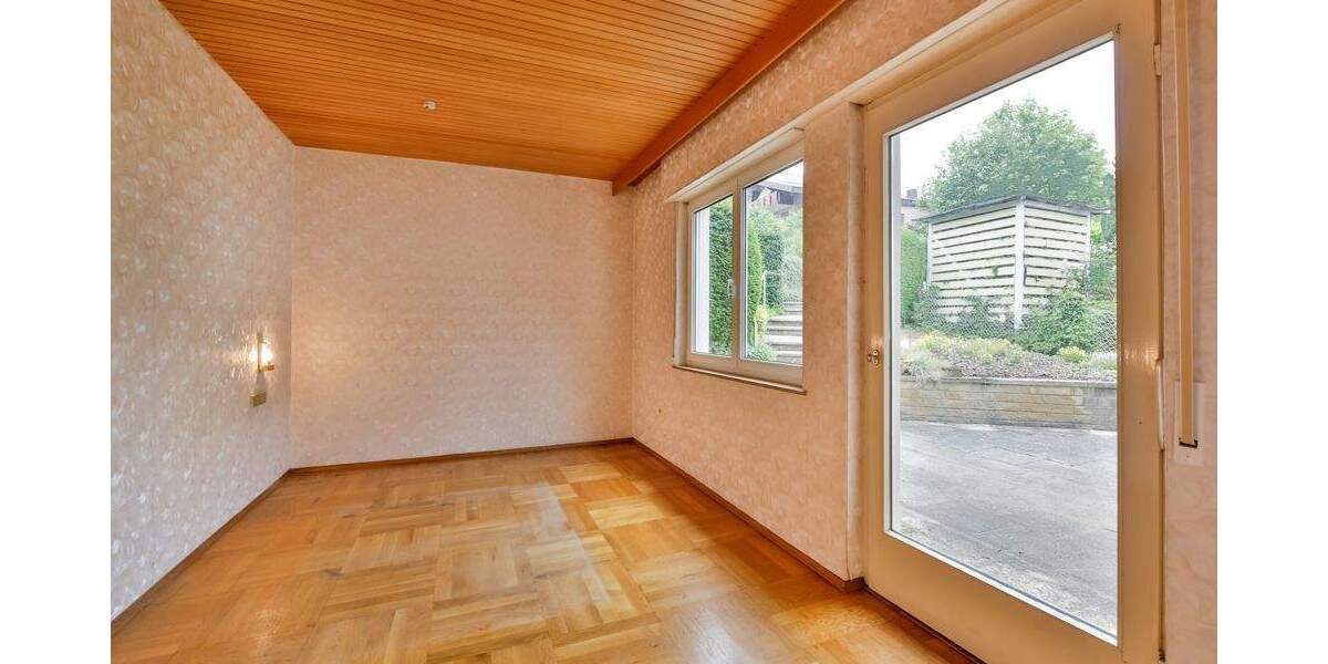 Einfamilienhaus Niefern-Öschelbronn Öschelbronn - 7 Zimmer, 155 m&sup2;, 395.000&euro; | Angebot:24860331