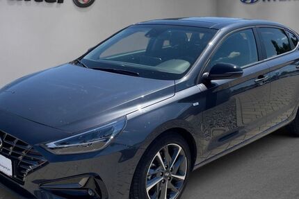 Hyundai i30 29.400 km 20.490 &euro; Pforzheim 75177
