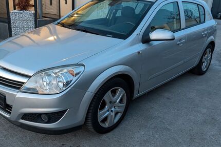Opel Astra 138.000 km 2.950 € Freiberg am Neckar 71691