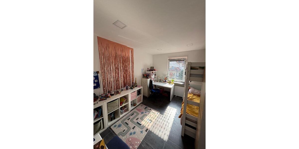 Etagenwohnung Asperg - 3 Zimmer, 67 m&sup2;, 870&euro; | Angebot:25829657