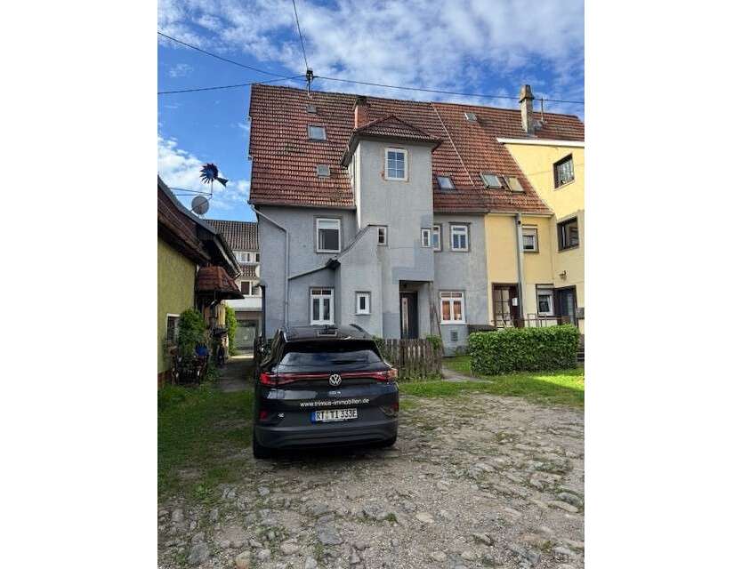 Wohnung zum Kaufen in Stuttgart 215.000 € 75 m²