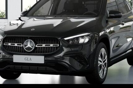 Mercedes-Benz GLA 220 9.900 km 43.980 &euro; Stuttgart 70372