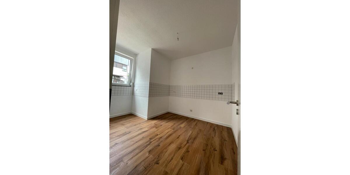 Erdgeschoßwohnung Ostfildern - 4 Zimmer, 92 m&sup2;, 1.100&euro; | Angebot:26478729