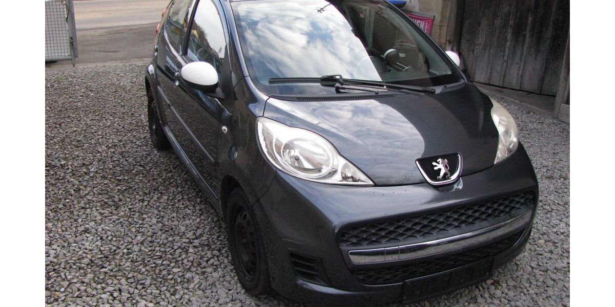 Peugeot 107 118.902 km 2.750 &euro; herrenberg 71083