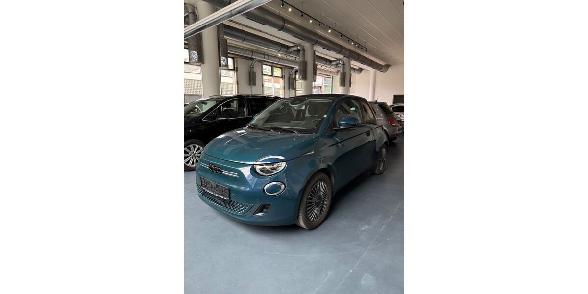 Fiat 500e 61.933 km 16.990 &euro; Böblingen 71034