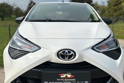 Toyota Aygo (X) 89.000 km 8.799 € Reutlingen 72770
