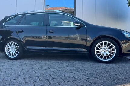 VW Golf 153.000 km 5.888 &euro; Illingen 75428