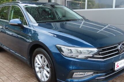 VW Passat 203.000 km 14.790 € Stuttgart 70329