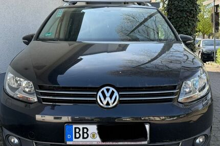 VW Touran 201.000 km 6.490 &euro; Renningen 71272
