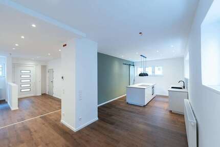 Wohnung Stuttgart Stuttgart-Süd - 5 Zimmer, 131 m&sup2;, 2.290&euro; | Angebot:26363506