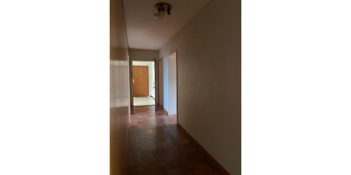 Etagenwohnung Metzingen - 4 Zimmer, 90 m&sup2;, 810&euro; | Angebot:24826963