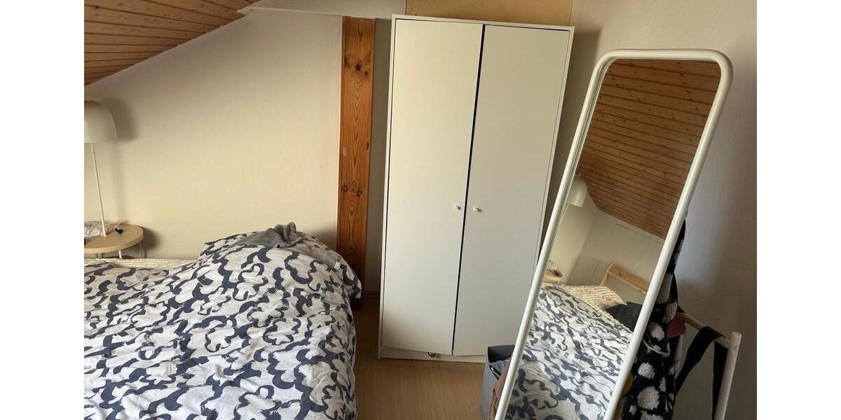 Dachgeschoßwohnung Pforzheim - 2 Zimmer, 52 m&sup2;, 630&euro; | Angebot:26255011
