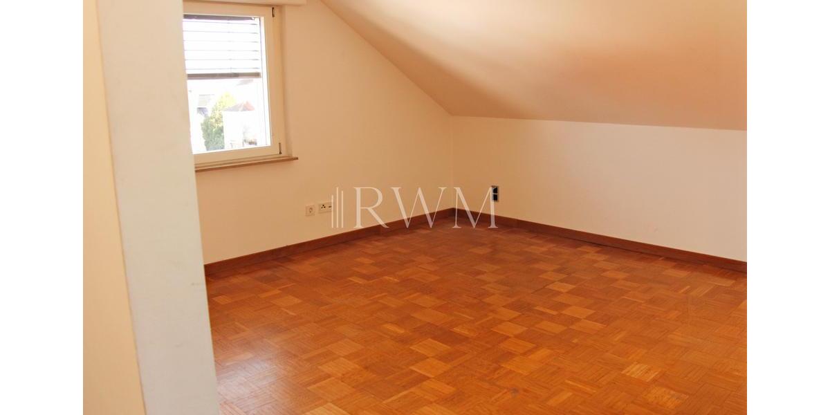 Dachgeschoßwohnung Pforzheim Büchenbronn - 3 Zimmer, 63 m&sup2;, 700&euro; | Angebot:25852523