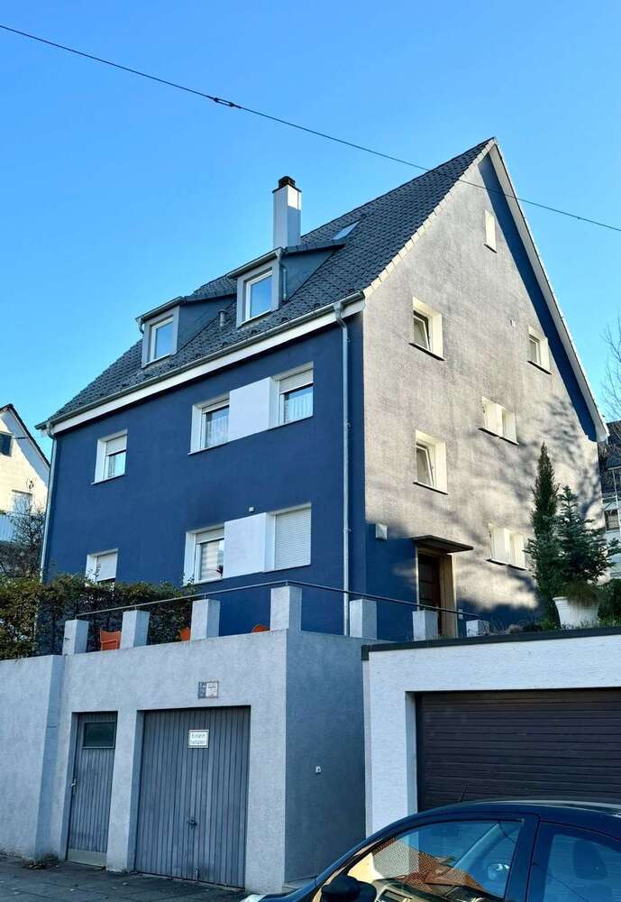 Haus zum Kaufen in Stuttgart 849.000 € 252.38 m²
