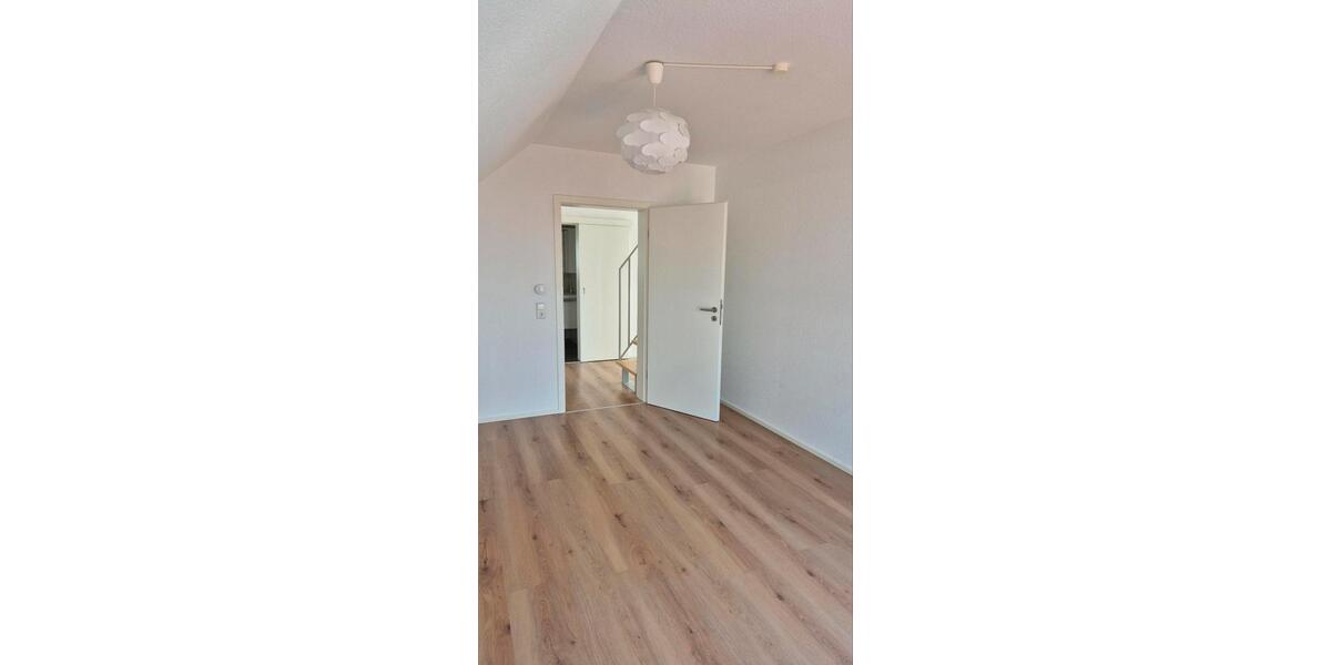 Maisonettenwohnung Pliezhausen - 3.5 Zimmer, 76 m&sup2;, 1.350&euro; | Angebot:27625109