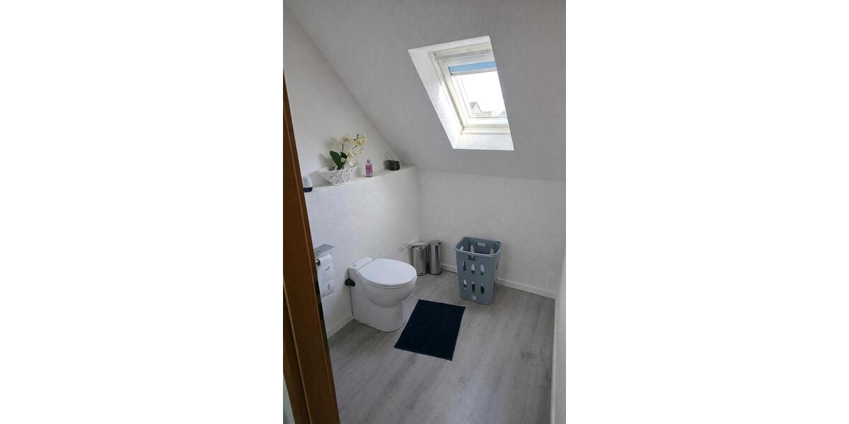 Einfamilienhaus Nufringen - 6 Zimmer, 163 m&sup2;, 2.200&euro; | Angebot:24640353