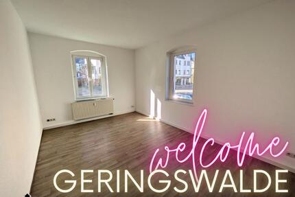 ++ einziehen & wohlfühlen! frisch renovierte 2-Raum Wohnung - Tageslichtbad & Garten ++